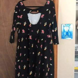 Forever 21 Skater dress w/ back cutout & bow